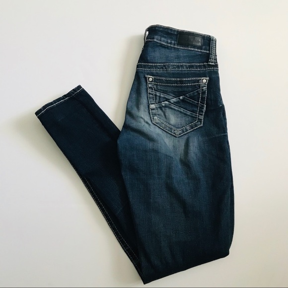 Daytrip Denim - Daytrip med wash Lynx Skinny Jeans Sz 26R